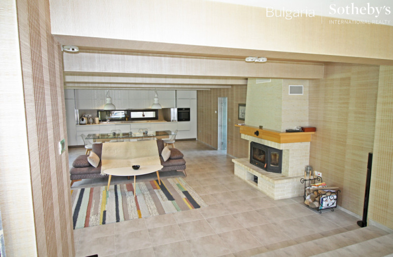 För uthyrning  Hus Sofia , Bistrica , 300 kvm | 87960073 - bild [5]