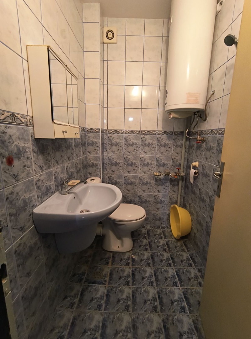 K pronájmu  1 ložnice Varna , Asparuchovo , 60 m2 | 38447033 - obraz [8]