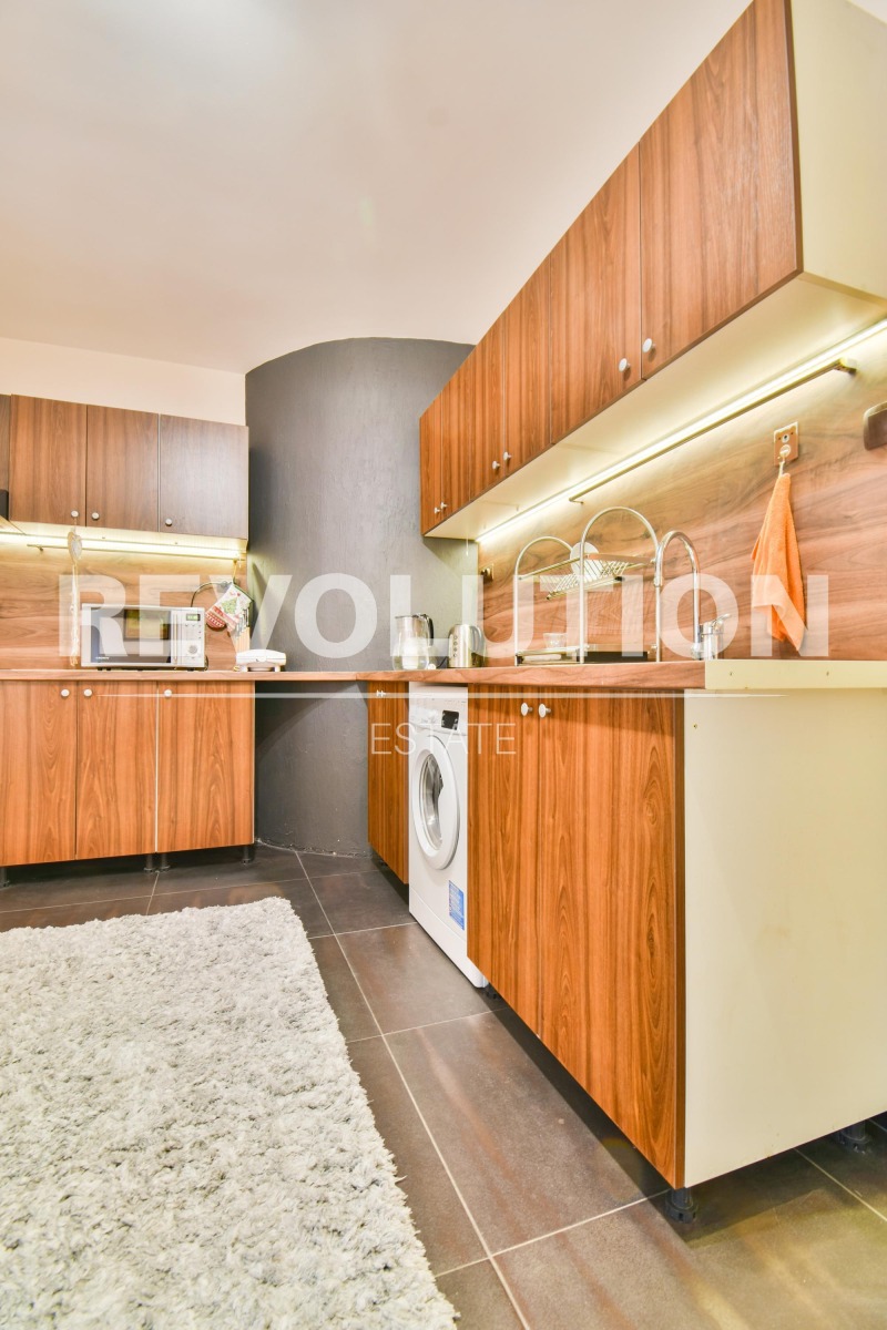 De inchiriat  1 dormitor Sofia , Țentâr , 80 mp | 80216836 - imagine [5]