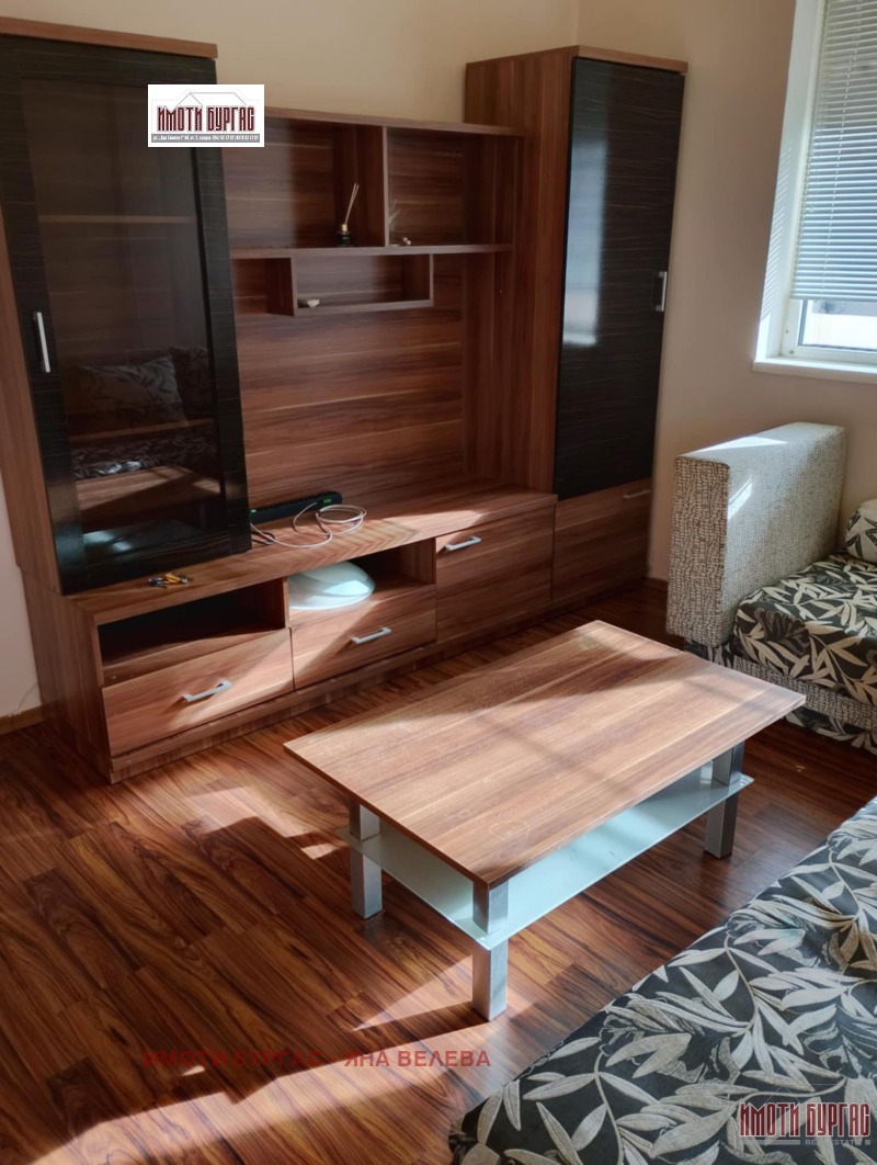 Дава под наем 2-СТАЕН, гр. Бургас, област Бургас