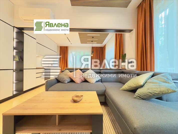 Дава под наем  4-стаен град София , Център , 120 кв.м | 22298043 - изображение [2]