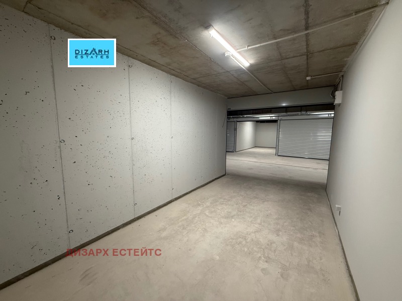 Дава под наем ГАРАЖ, ПАРКОМЯСТО, гр. София, Зона Б-5, снимка 3 - Гаражи и паркоместа - 52244424