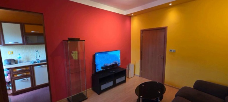 Zu vermieten  1 Schlafzimmer Sofia , Zentar , 70 qm | 96758477 - Bild [3]