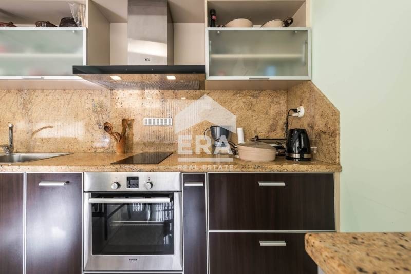 Дава под наем 4-СТАЕН, гр. Варна, Център, снимка 6 - Апартаменти - 53279329