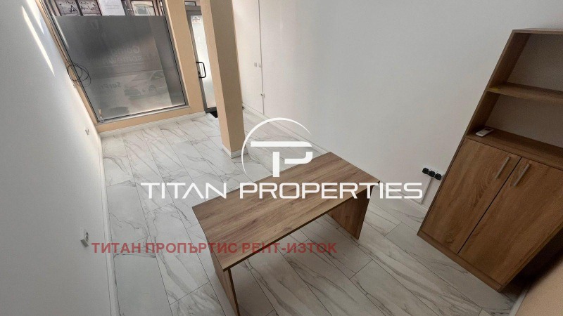 Дава под наем МАГАЗИН, гр. Бургас, Сарафово