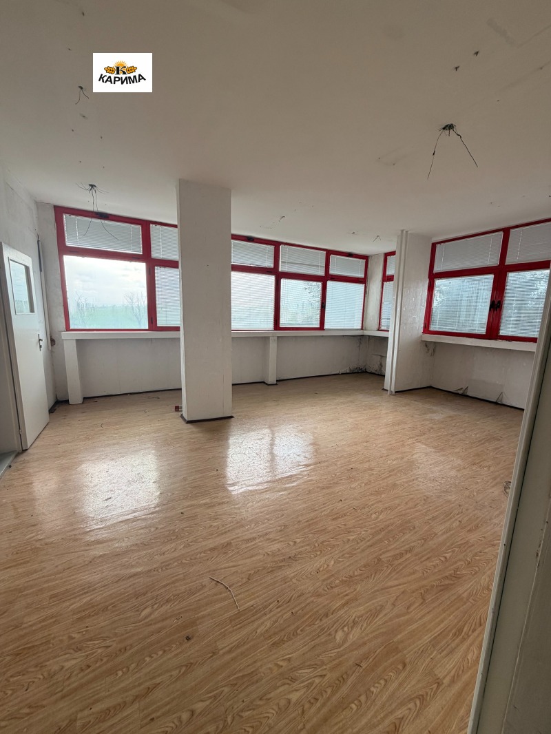 Дава под Наем ОФИС в град Варна, Западна промишлена зона - 61 кв.м / 420 € » 821.45 лв., КАРИМА ЕООД