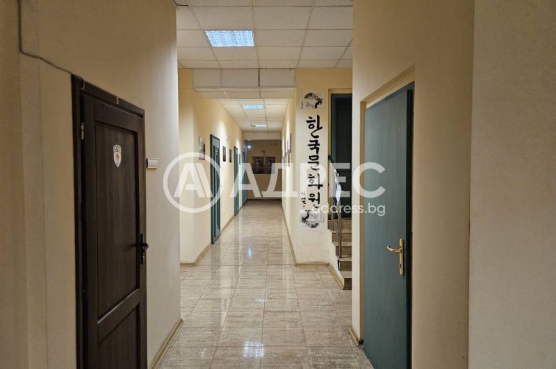 Da affittare  Ufficio Sofia , Tsentar , 18 mq | 23025429 - Immagine [5]