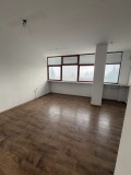 Под наем ОФИС, град Варна, Западна промишлена зона • 420 € / 821.45 лв. • 99104239 3