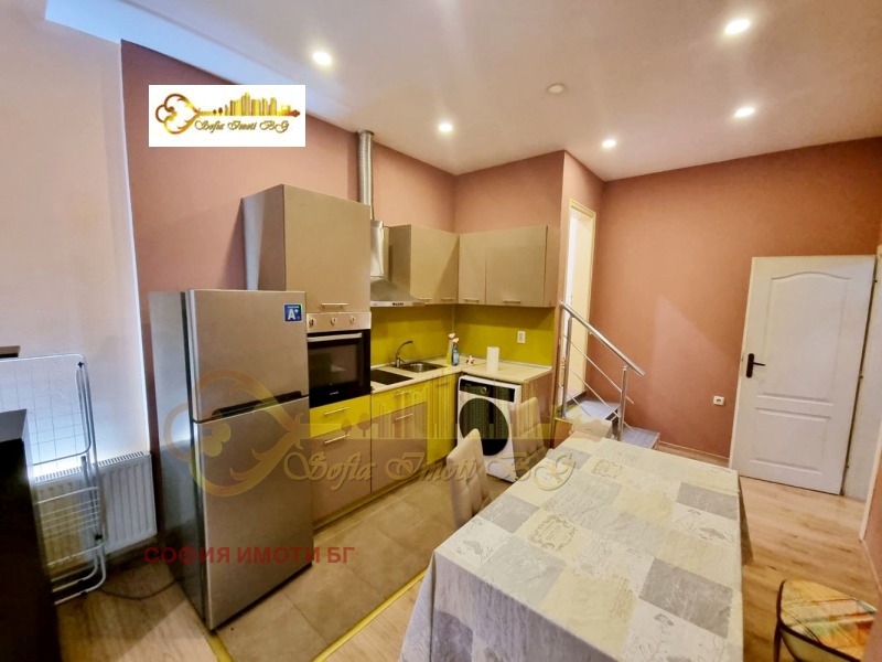 Zu vermieten  1 Schlafzimmer Sofia , Poligona , 70 qm | 59953972