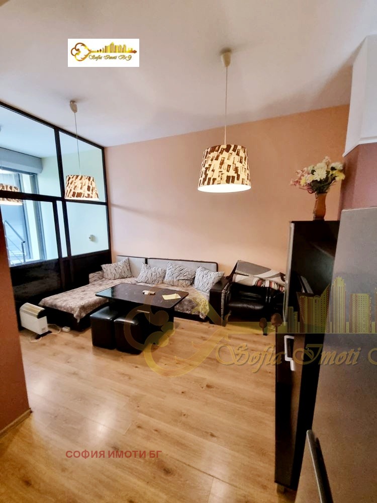 Zu vermieten  1 Schlafzimmer Sofia , Poligona , 70 qm | 59953972 - Bild [3]