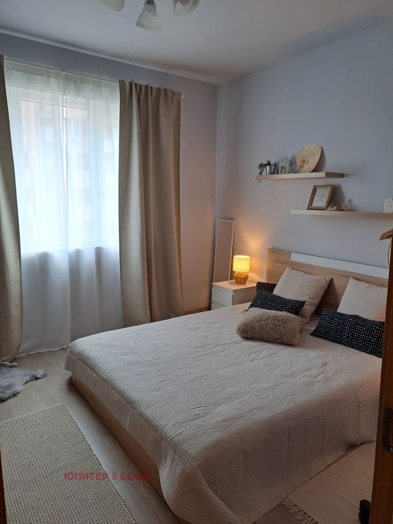 Do wynajęcia  1 sypialnia Sofia , Suchata reka , 76 mkw | 64638147 - obraz [13]