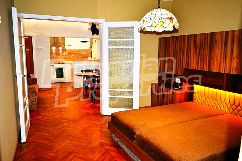 Дава под наем 3-СТАЕН, гр. Варна, Център, снимка 7 - Апартаменти - 53535435