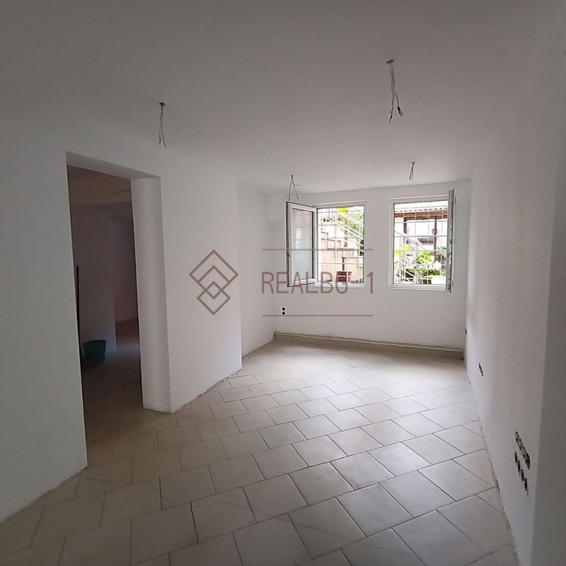 Дава под наем ОФИС, гр. Варна, ВИНС-Червен площад, снимка 3 - Офиси - 52547069