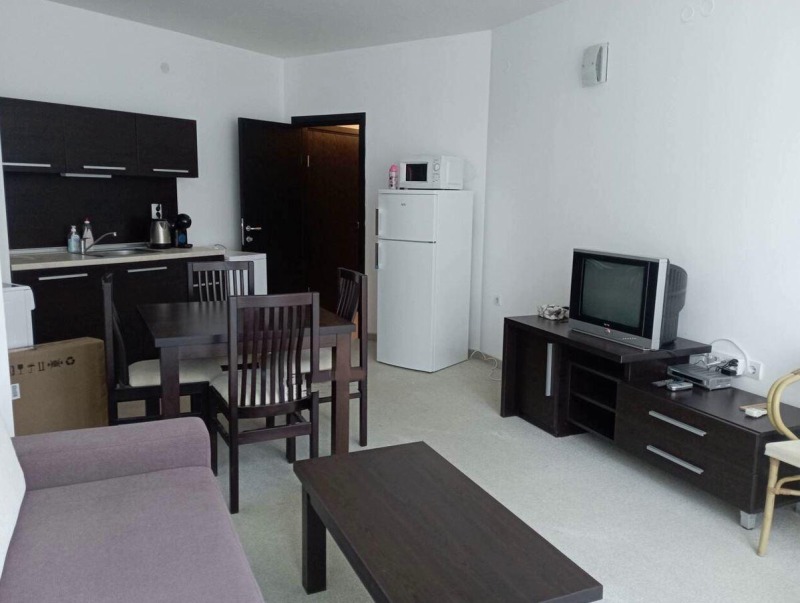 En renta  1 dormitorio Burgas , Sarafovo , 54 metros cuadrados | 19328834 - imagen [4]