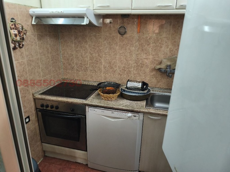 Дава под наем 3-СТАЕН, гр. Кърджали, Център, снимка 4 - Апартаменти - 53358646