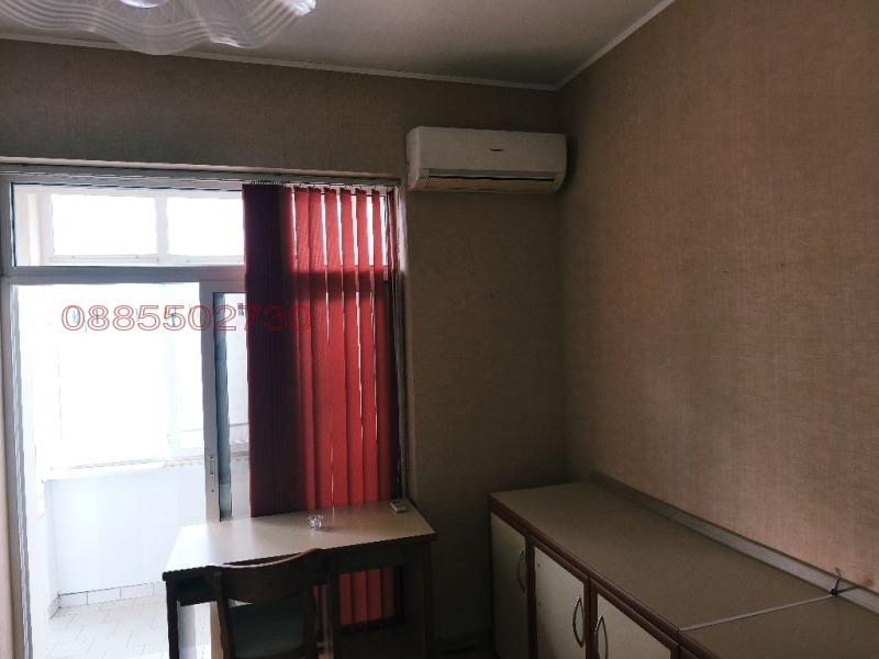 Дава под наем 3-СТАЕН, гр. Кърджали, Център, снимка 16 - Апартаменти - 53358646