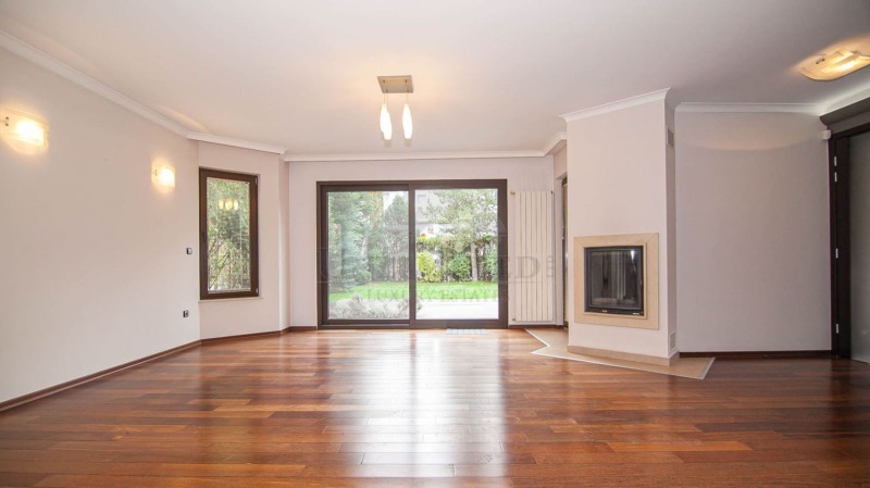 Til leje  Hus Sofia , Simeonovo , 364 kvm | 51673318 - billede [4]
