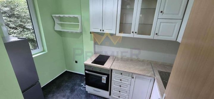 A louer  2 chambres Varna , Briz , 100 m² | 46173062