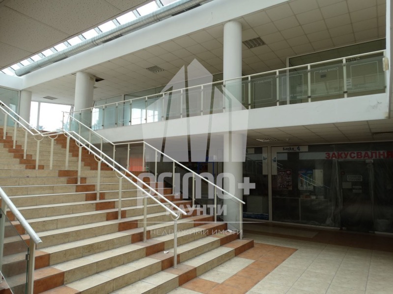 Дава под наем СКЛАД, гр. Велико Търново, Център, снимка 4 - Складове - 53173062