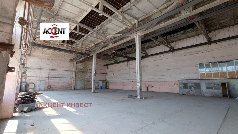 Дава под Наем СКЛАД в град Варна, Западна промишлена зона - 864 кв.м / 3 110 € » 6 082.63 лв., АКЦЕНТ ИНВЕСТ