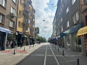 Butik Tsentar, Sofia