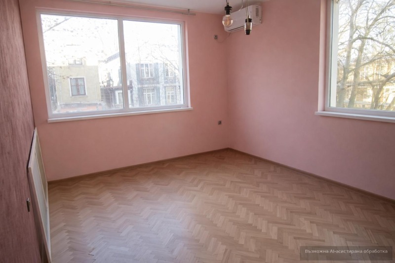 Дава под наем 4-СТАЕН, гр. Пловдив, Център, снимка 6 - Апартаменти - 53324489