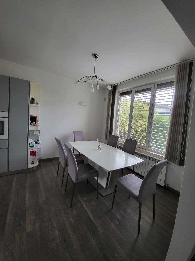 Дава под наем КЪЩА, гр. Варна, м-т Горна Трака, снимка 3 - Къщи - 52705941