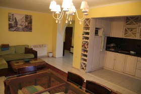 2 Schlafzimmer Lazur, Burgas 1