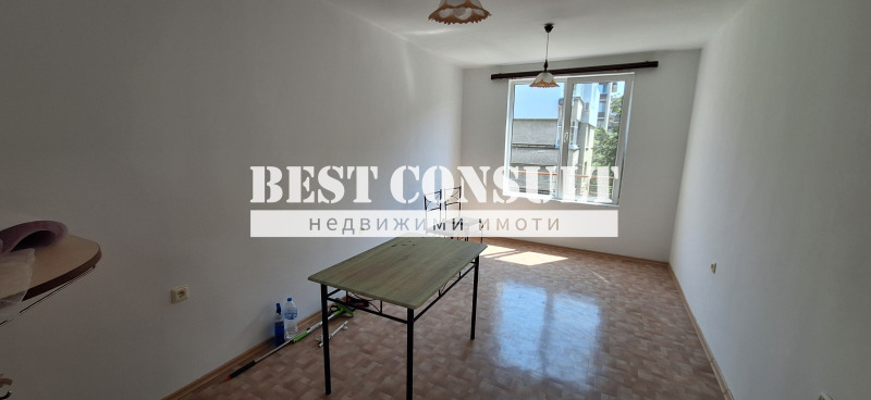 Do wynajęcia  1 sypialnia Ruse , Szirok centar , 65 mkw | 16420243 - obraz [2]