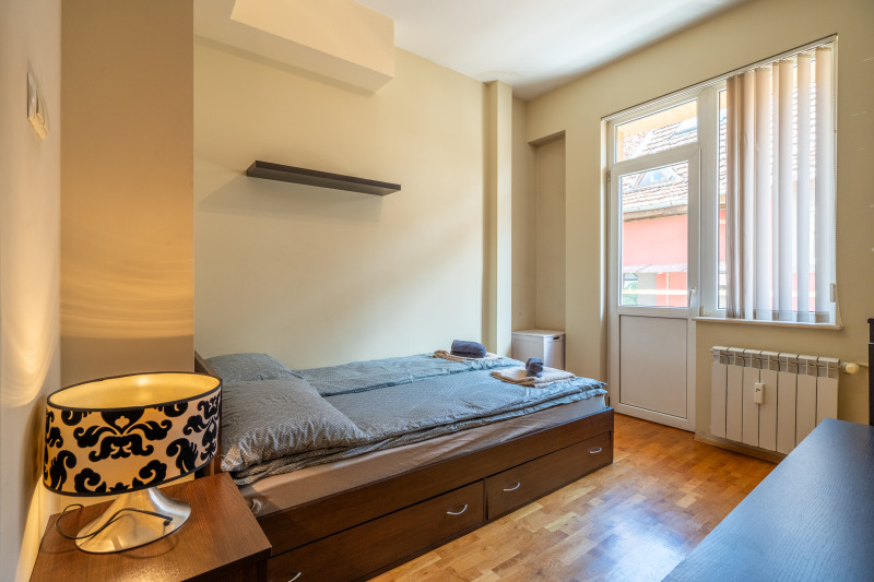 Zu vermieten  2 Schlafzimmer Sofia , Zentar , 85 qm | 64468282 - Bild [7]