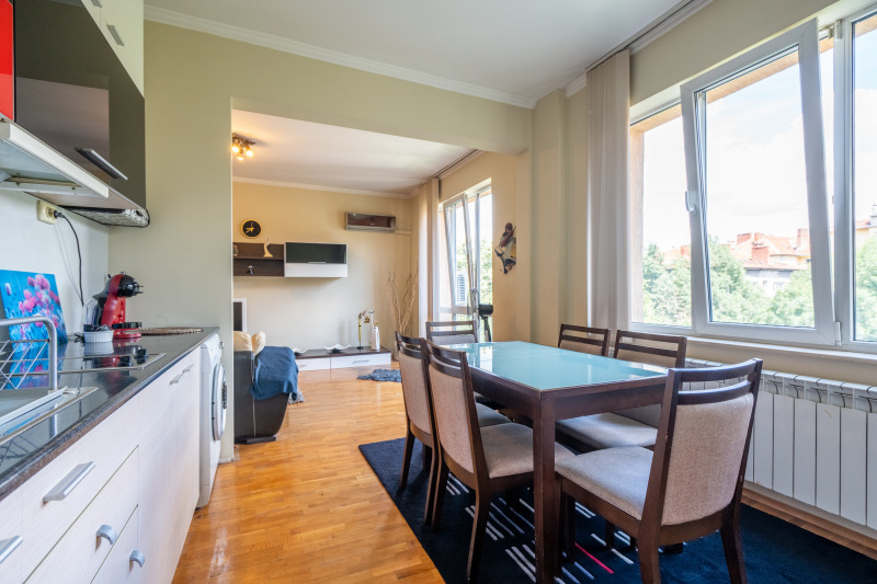 Zu vermieten  2 Schlafzimmer Sofia , Zentar , 85 qm | 64468282 - Bild [5]