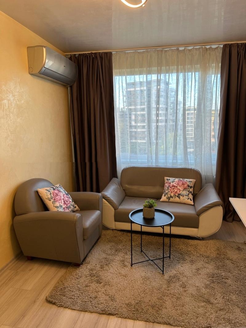 В аренду  2 спальни София , Витоша , 75 кв.м | 15054055