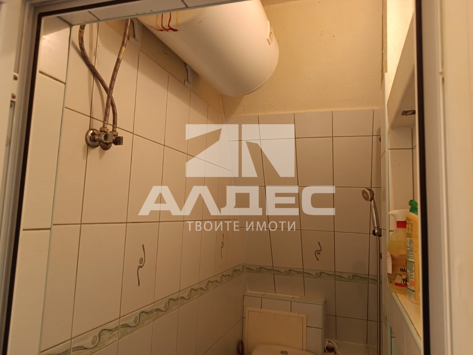 Дава под наем АТЕЛИЕ, ТАВАН, гр. София, Център, снимка 8 - Апартаменти - 55846128