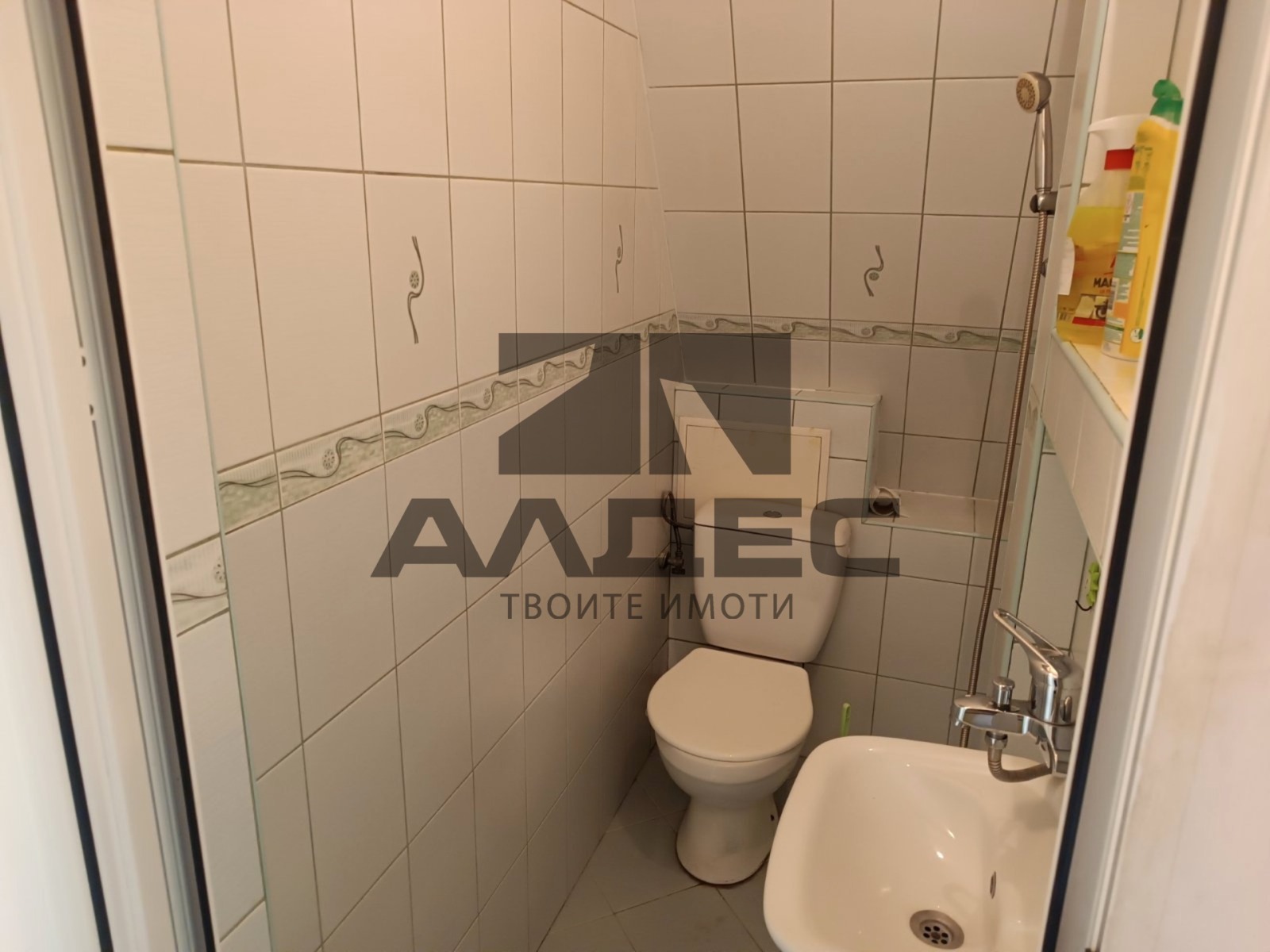 Дава под наем АТЕЛИЕ, ТАВАН, гр. София, Център, снимка 7 - Апартаменти - 55846128