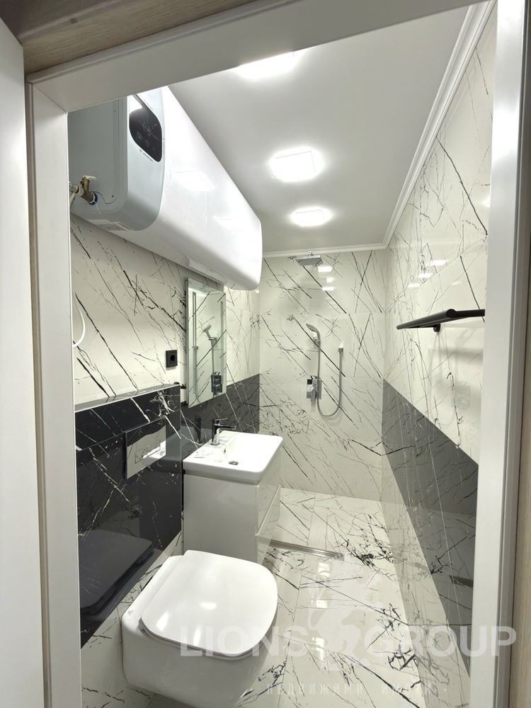 Дава под наем МНОГОСТАЕН, гр. Варна, Базар Левски, снимка 10 - Апартаменти - 54217555