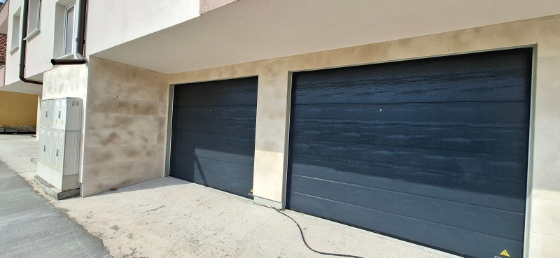Zu vermieten  Garage Ruse , Rodina 1 , 27 qm | 79084304 - Bild [3]
