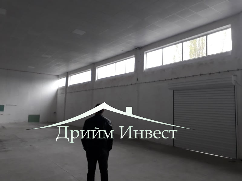 Дава под наем ПРОМ. ПОМЕЩЕНИЕ, гр. Пловдив, Индустриална зона - Север, снимка 2 - Производствени сгради - 53017229