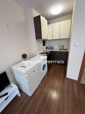 1 bedroom m-t Alen mak, Varna 13