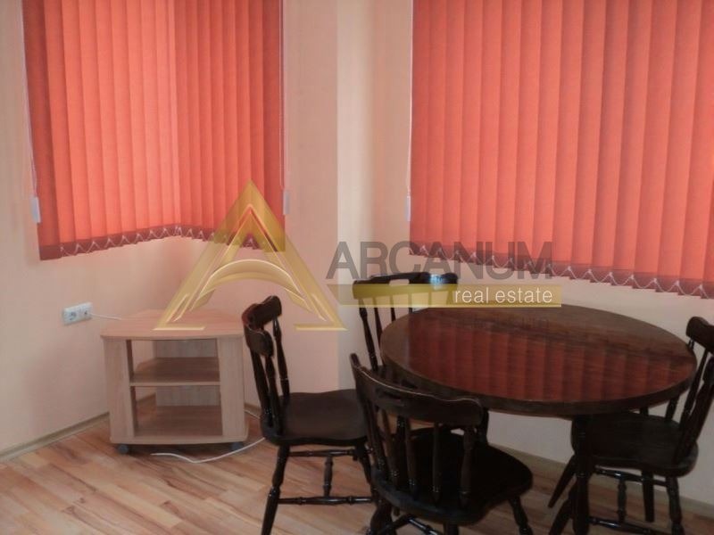 Дава под наем 1-СТАЕН, гр. Варна, ВИНС-Червен площад