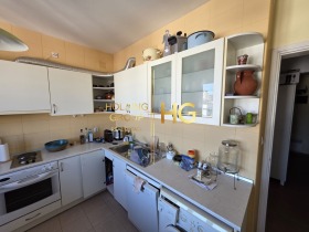 МНОГОСТАЕН, 135 m2