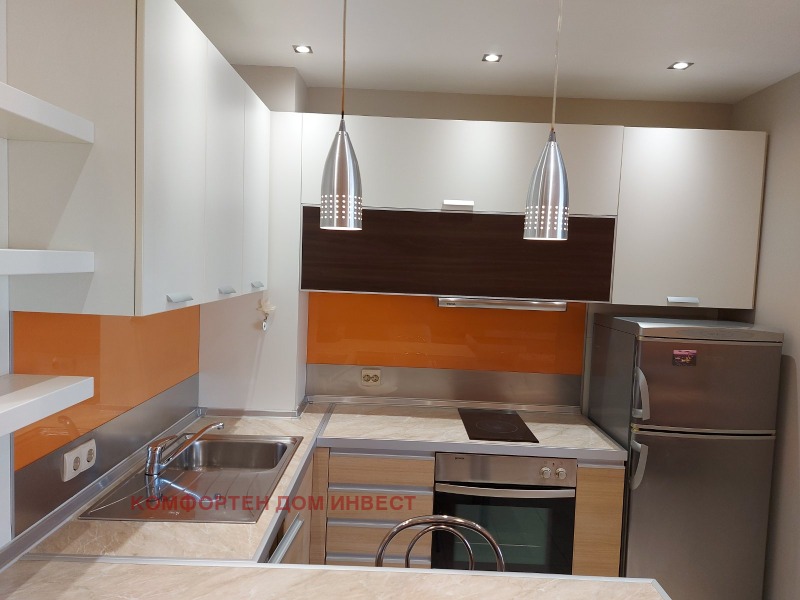 Para alugar  Estúdio Sofia , Lozenec , 40 m² | 78382812 - imagem [2]