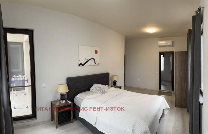 Дава под наем КЪЩА, гр. Бургас, Сарафово, снимка 4 - Къщи - 51879826