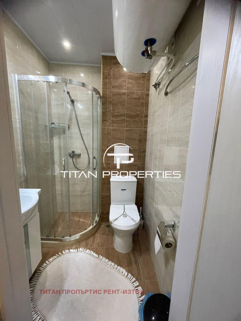 Дава под наем 2-СТАЕН, гр. Бургас, Център, снимка 7 - Апартаменти - 52303030