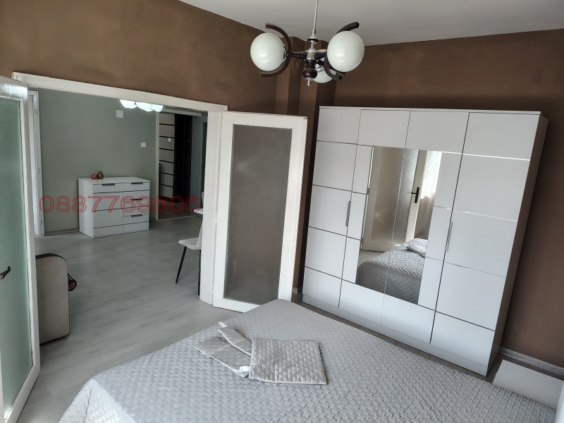 En renta  2 dormitorios Stara Zagora , Tsentar , 65 metros cuadrados | 80087313 - imagen [8]