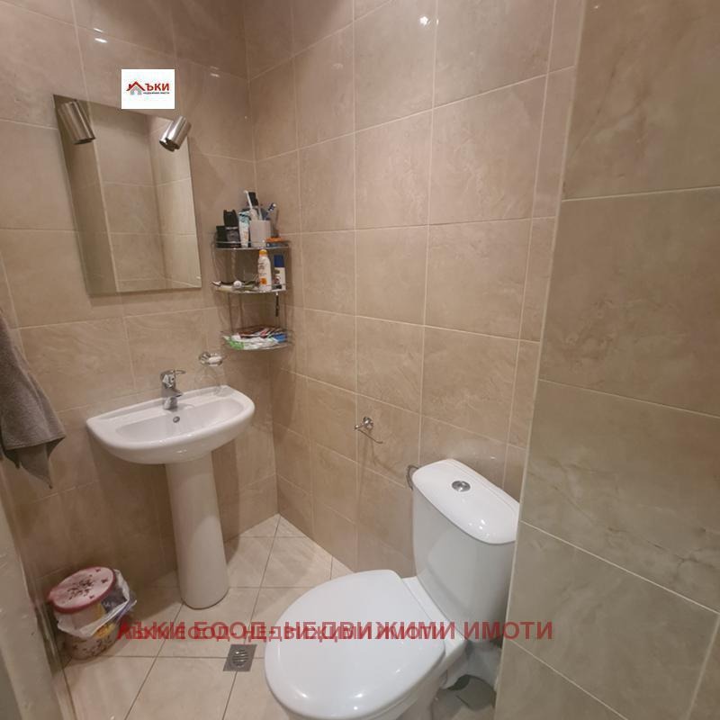 Дава под наем 3-СТАЕН, гр. София, Център, снимка 8 - Апартаменти - 52885497