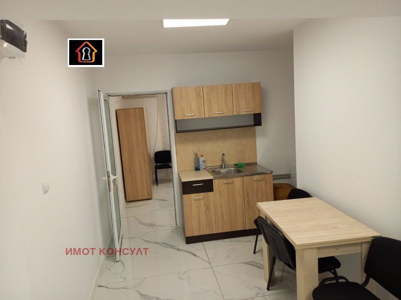 Под наем ОФИС, град Враца, Център • 350 лв. / 178.95 € • 98892425 1