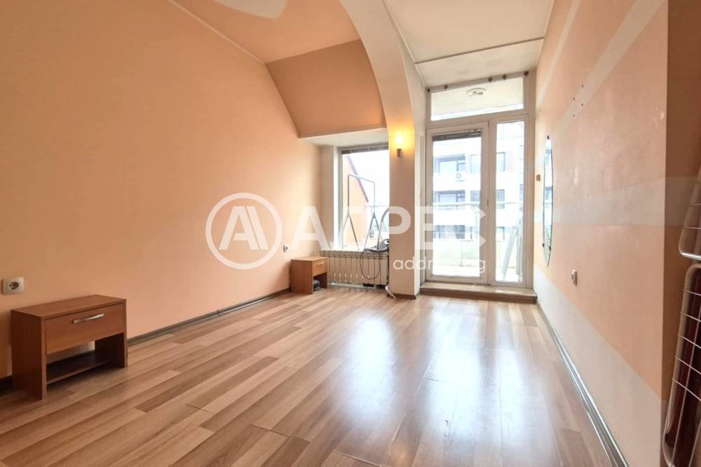 Дава под наем 2-СТАЕН, гр. София, Център, снимка 5 - Апартаменти - 53617476