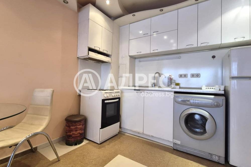 Дава под наем 2-СТАЕН, гр. София, Център, снимка 3 - Апартаменти - 53617476