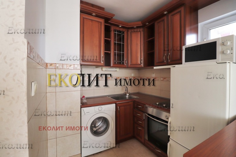 Til leie  1 soverom Sofia , Reduta , 60 kvm | 12508412 - bilde [2]