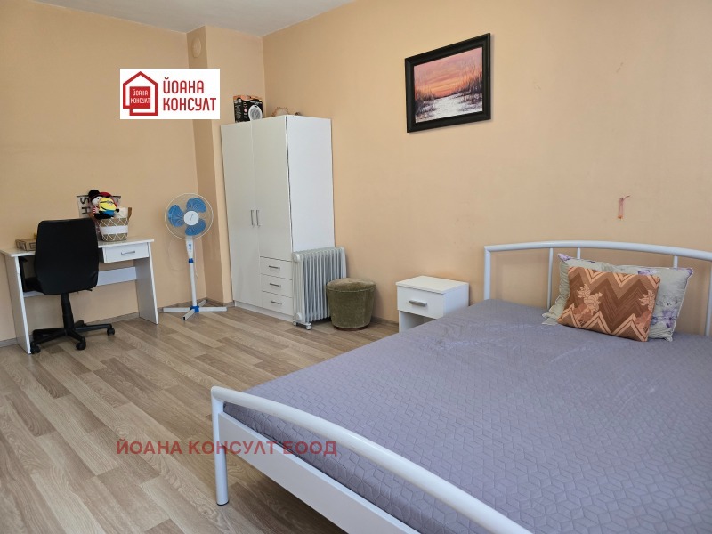De inchiriat  2 dormitoare Pleven , Șiroc țentâr , 70 mp | 91183877 - imagine [3]